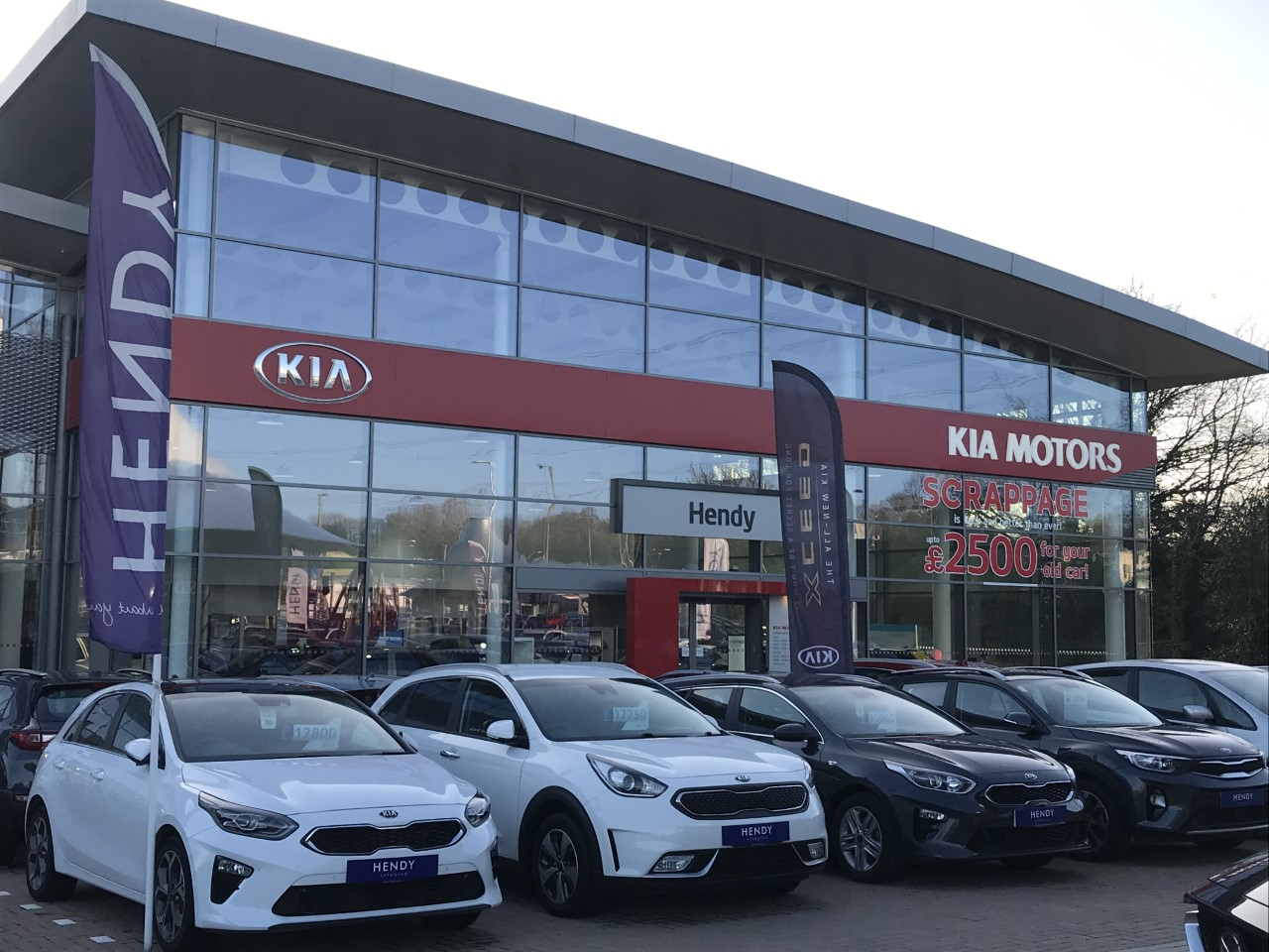 New Cars, Used Cars & New Car Deals KIA UK Dealer Master